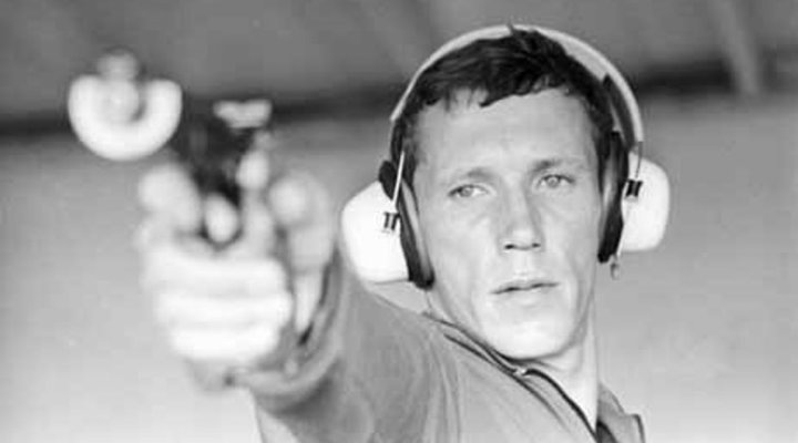 Павел Леднёв Павел Леднёв
