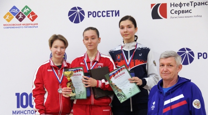 3б-дев-призеры-лич 3б-дев-призеры-лич